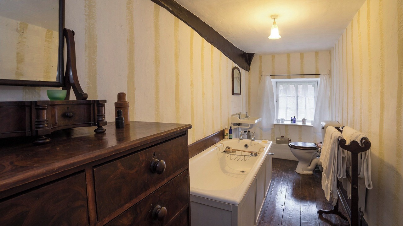 Photo of Bathroom in Dunster