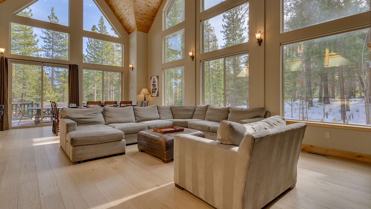 Photo of Livingroom in North Upper Truckee