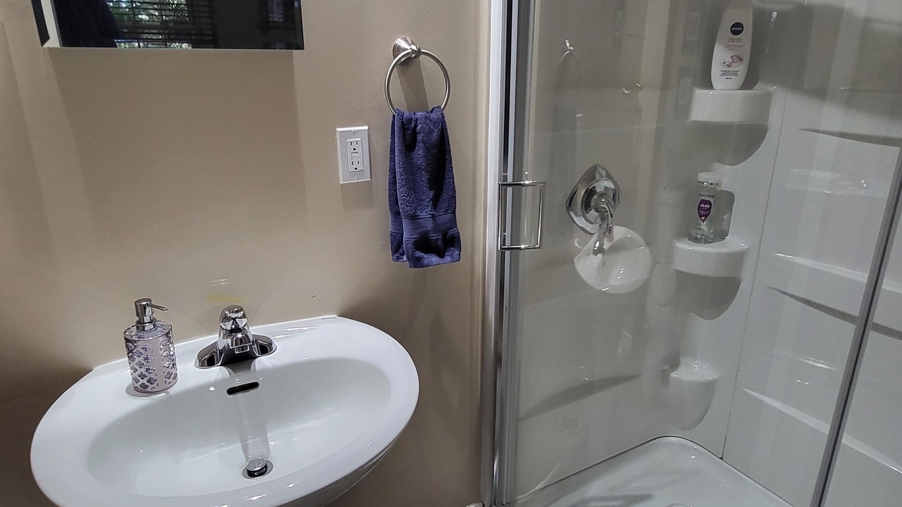 Photo of Bathroom in Silvertown