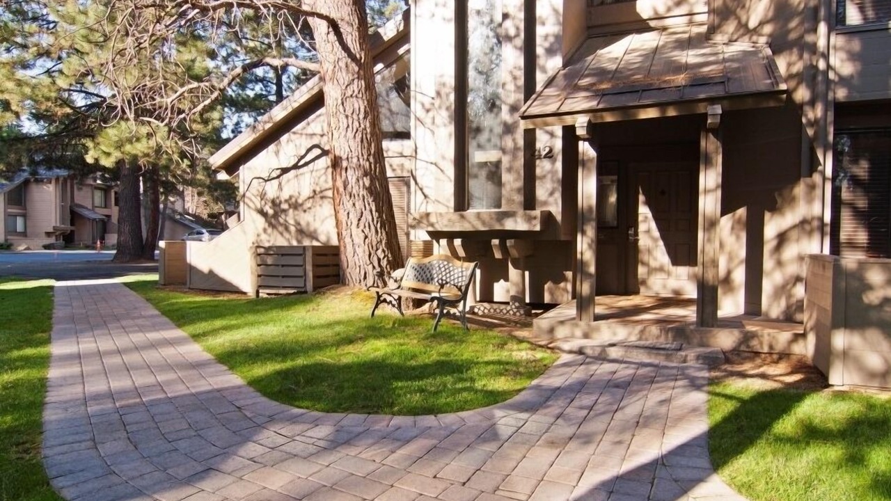 Photo of Others in Tennis Village