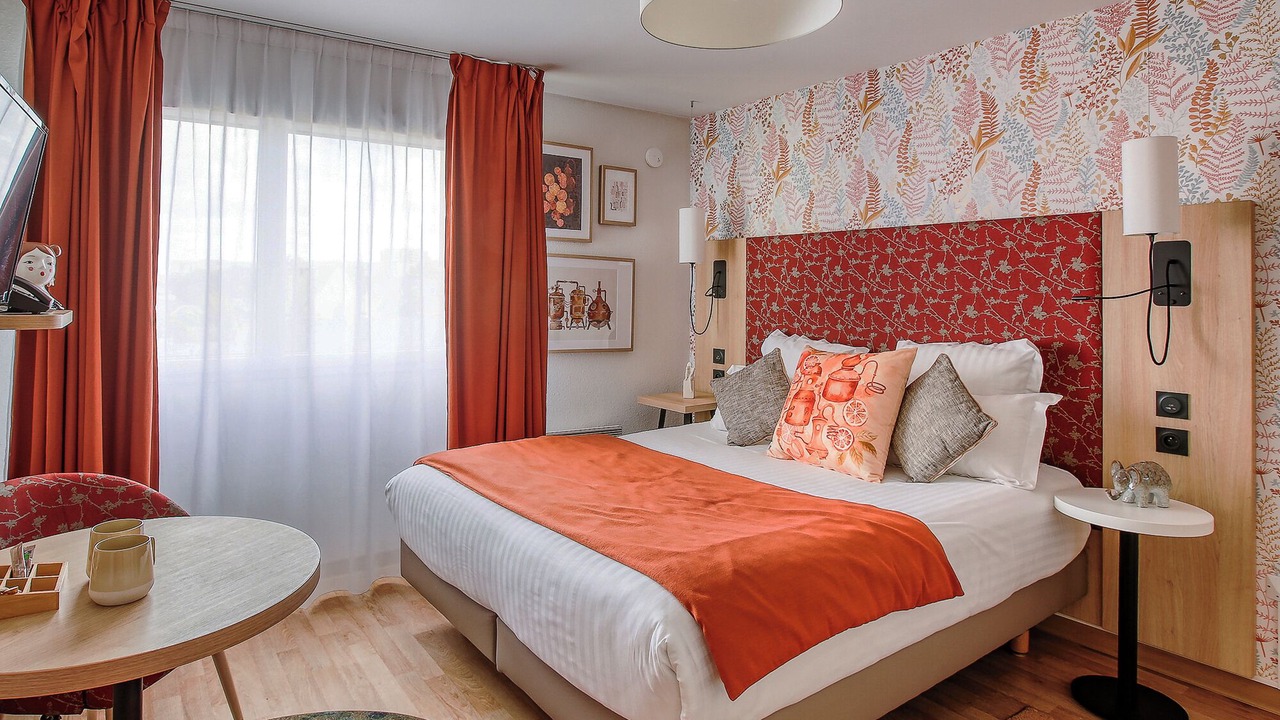 Photo of Bedroom in Saint-Serge