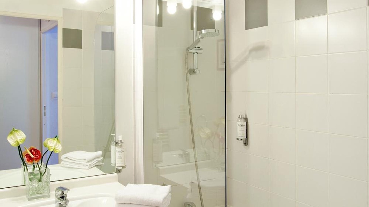 Photo of Bathroom in Saint-Serge