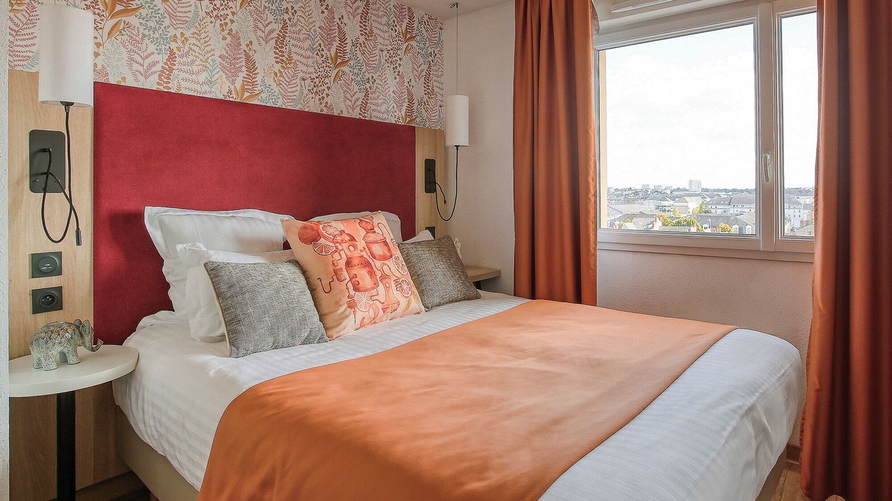 Photo of Bedroom in Saint-Serge