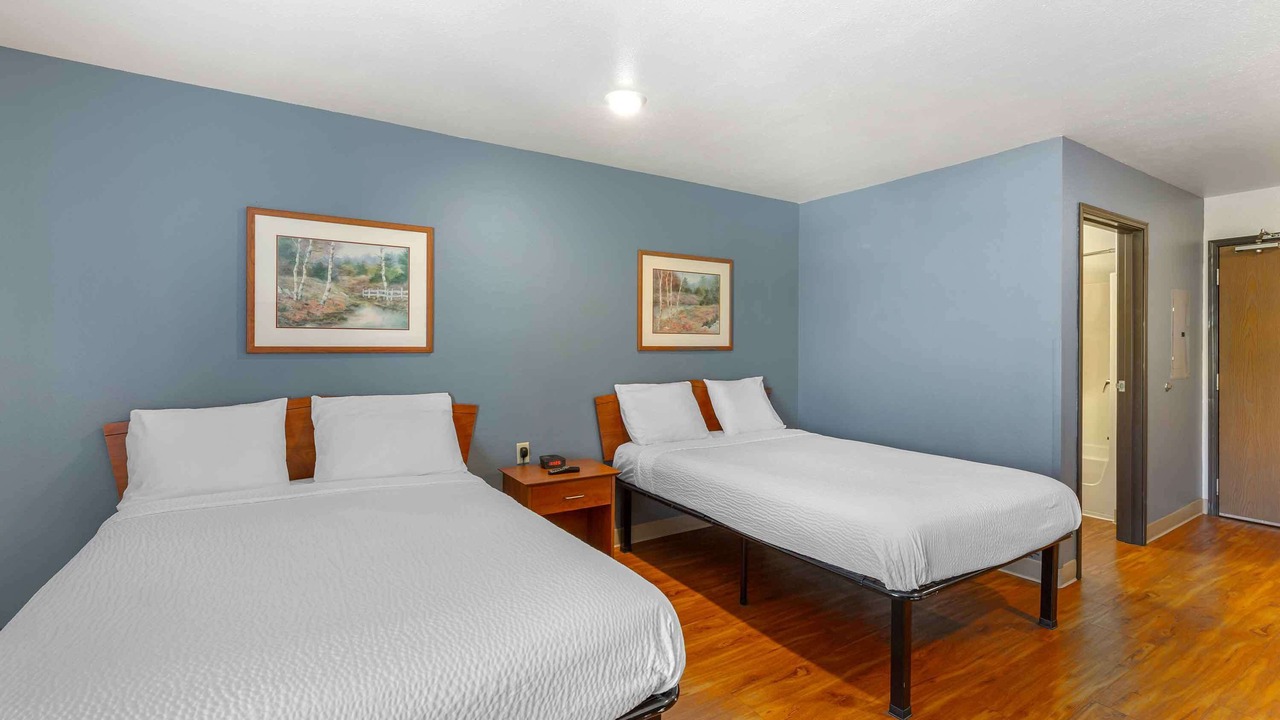 Photo of Bedroom in Akron