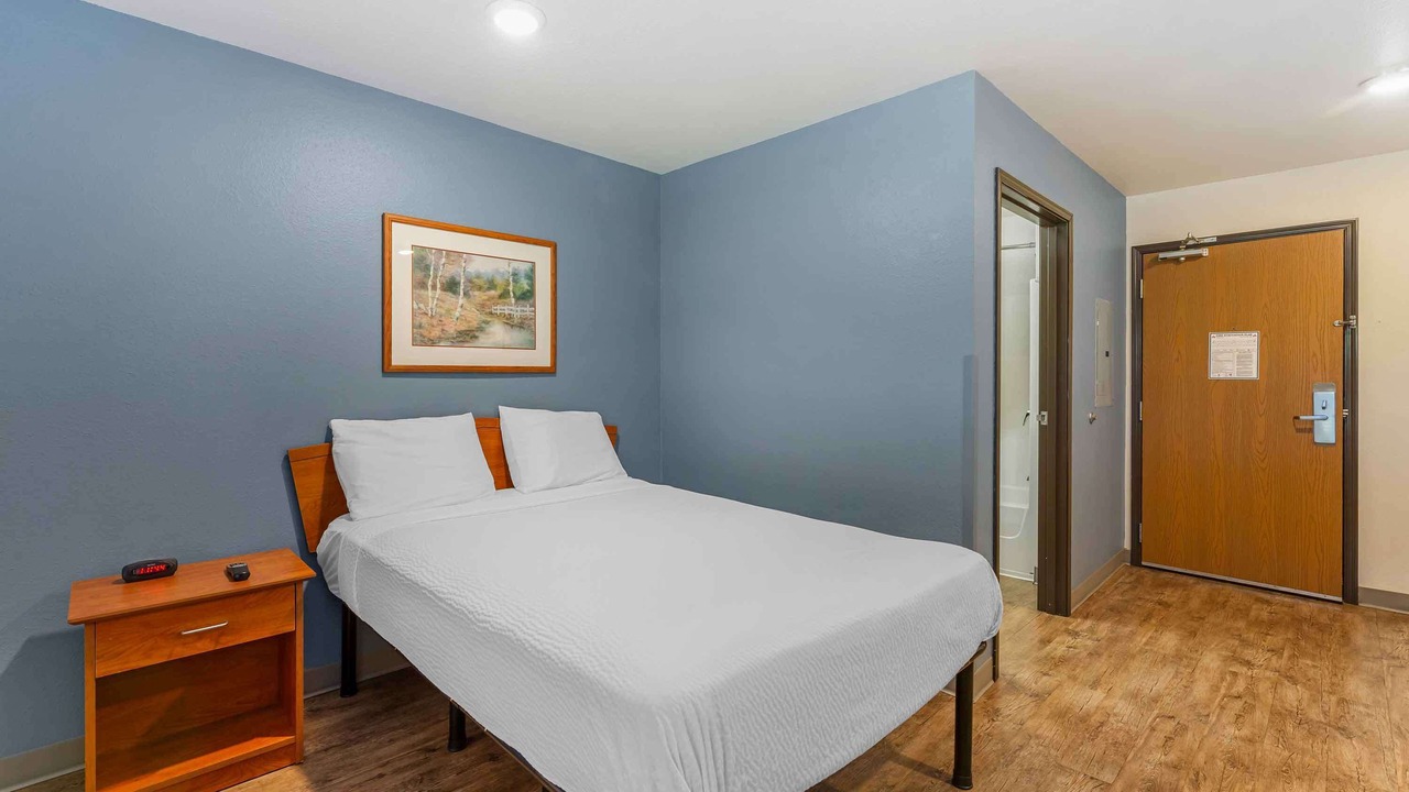 Photo of Bedroom in Akron