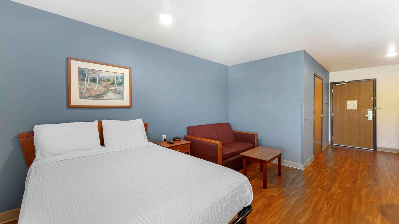 Photo of Bedroom in Akron