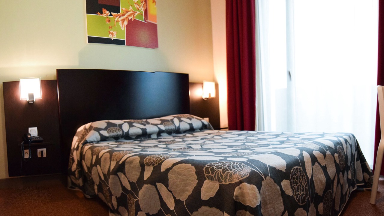 Photo of Bedroom in La Demi - Lune