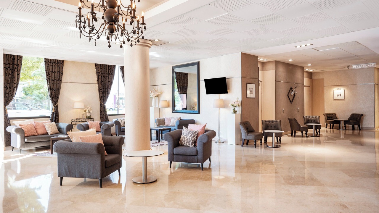 Photo of Others in Center