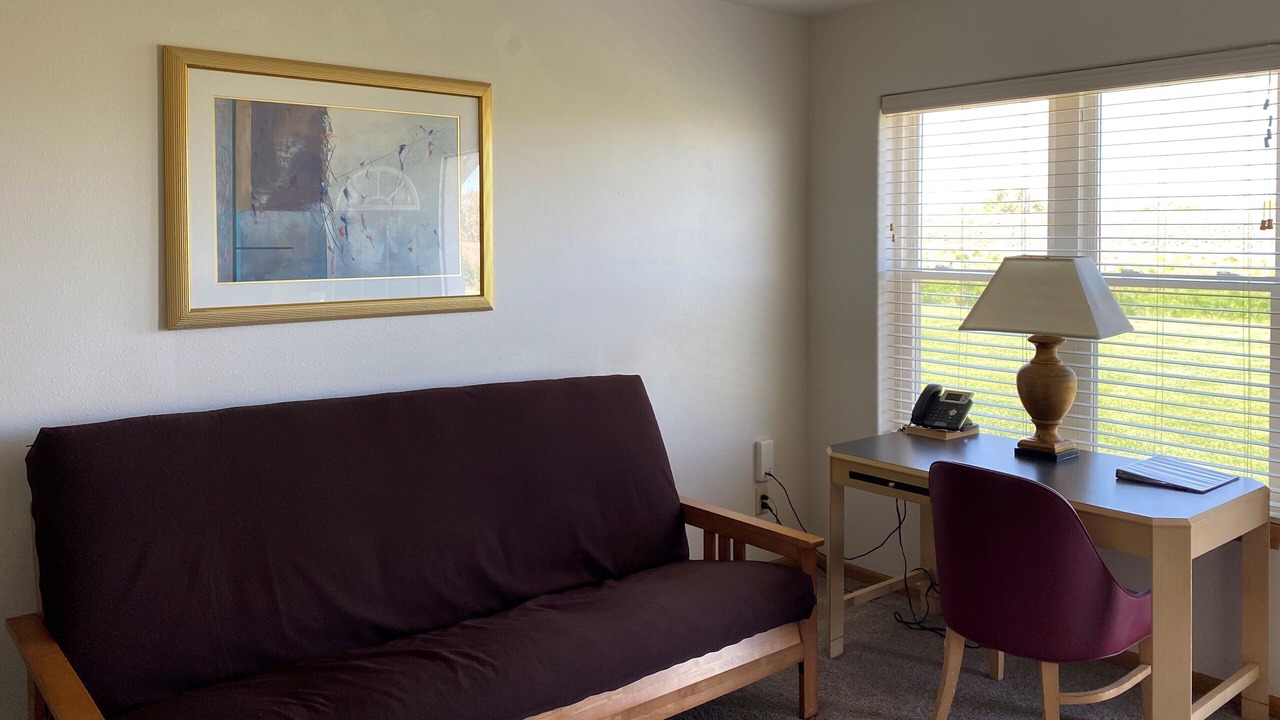 Photo of Livingroom in Nauvoo
