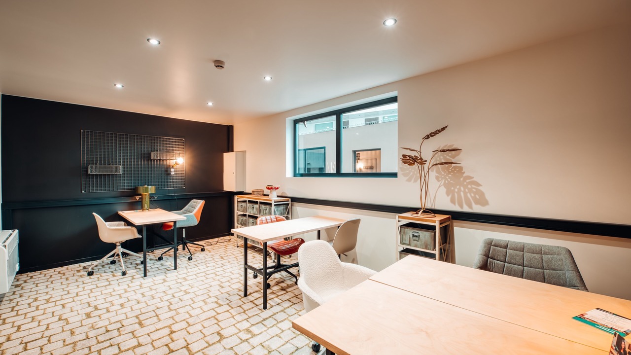 Photo of Others in Cergy