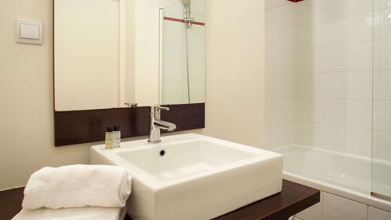 Photo of Bathroom in Dinan