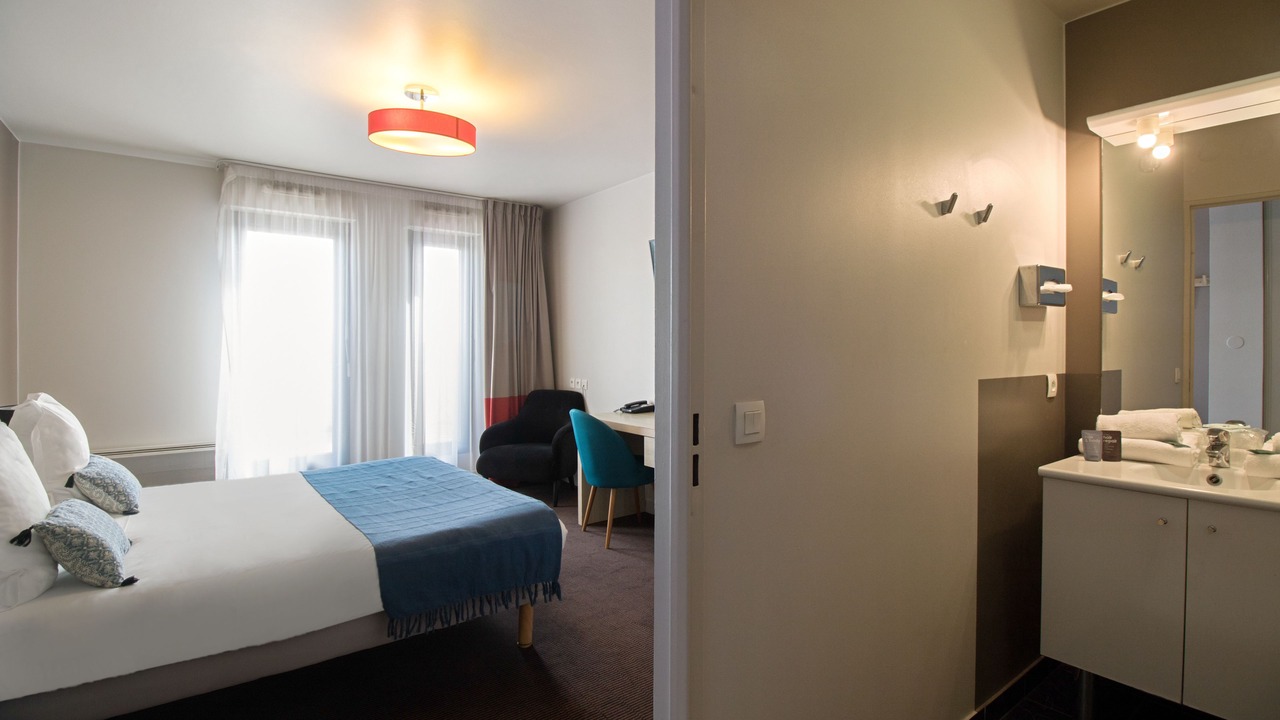 Photo of Bedroom in Villejuif