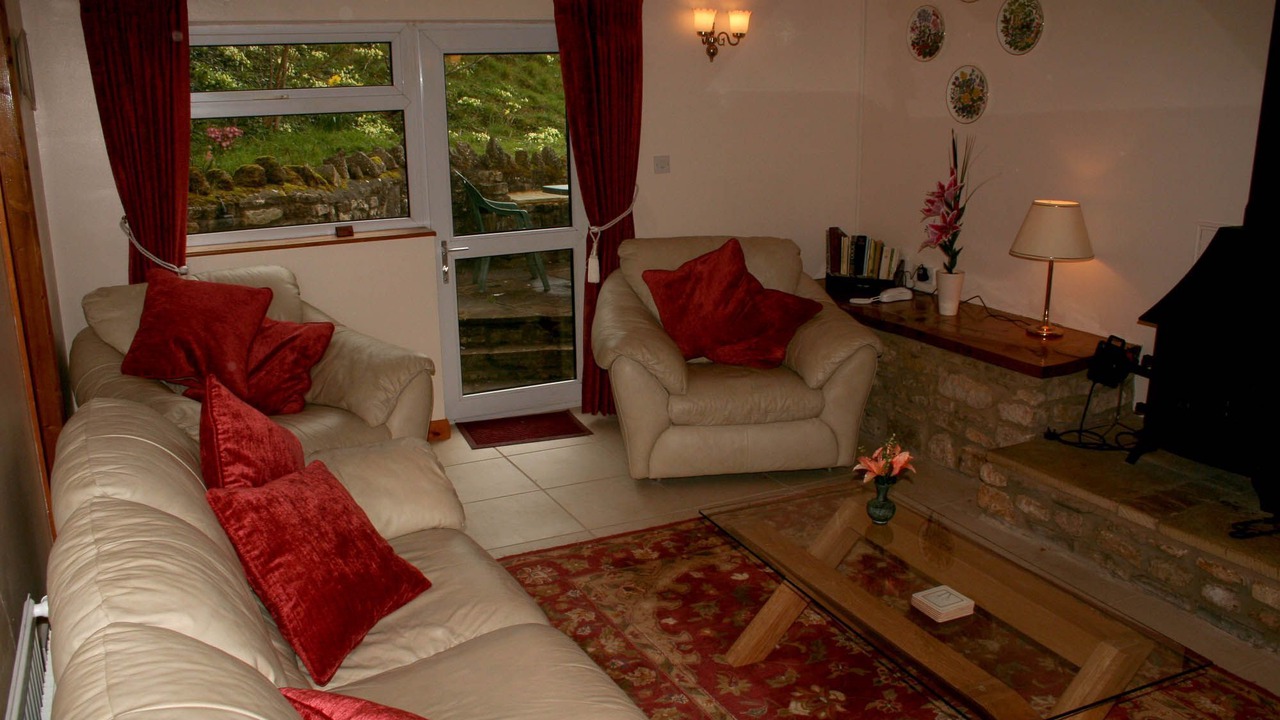 Photo of Livingroom in High Littleton