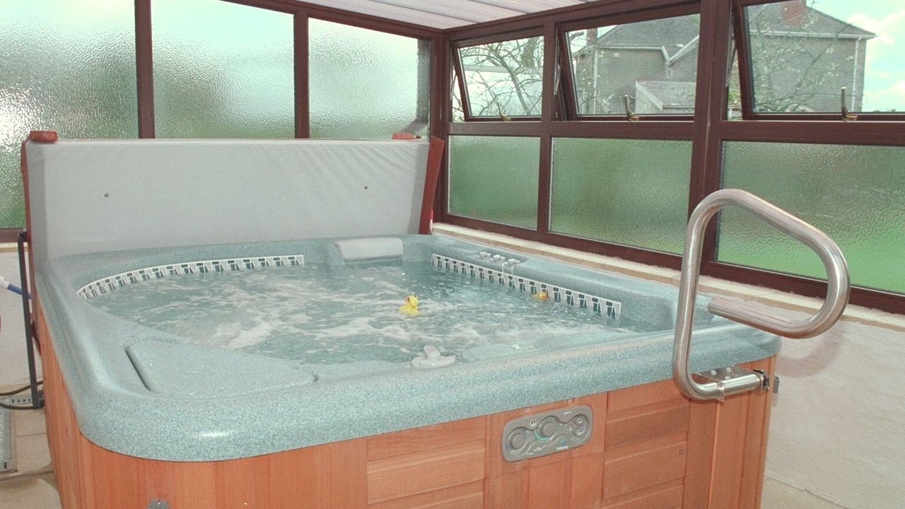 Photo of Others in High Littleton