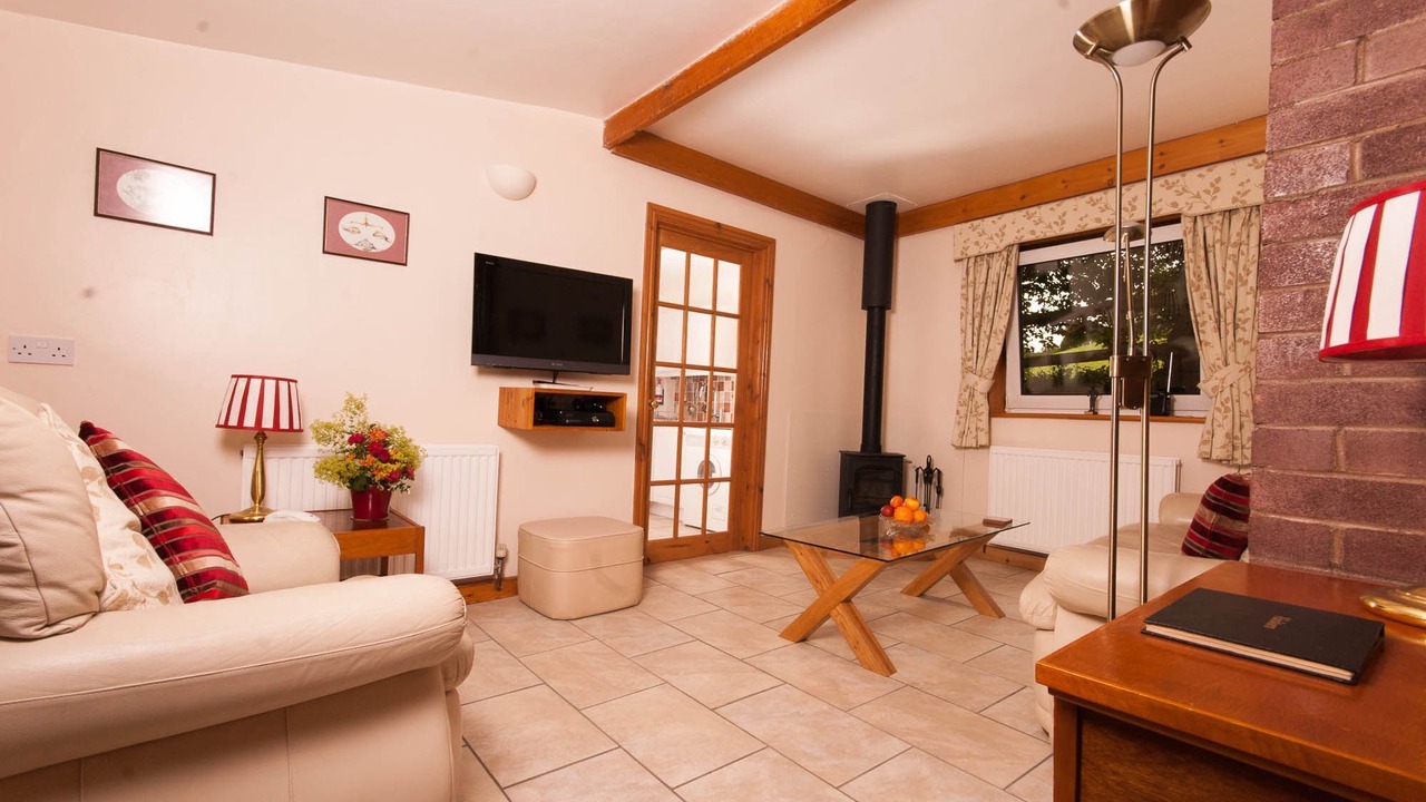 Photo of Livingroom in High Littleton