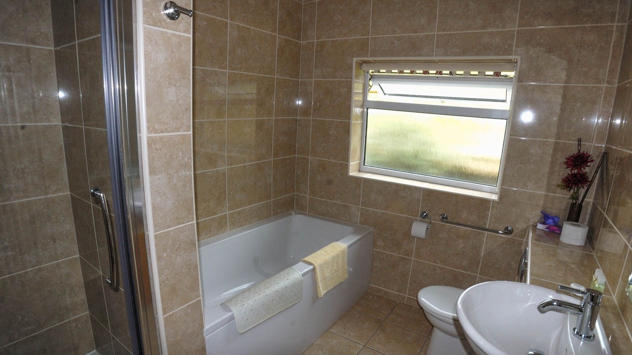 Photo of Bathroom in High Littleton