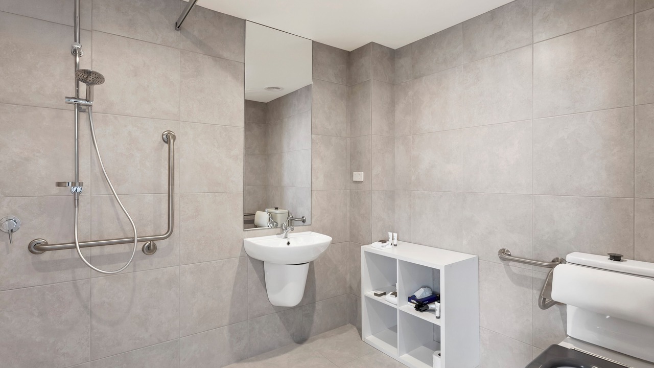 Photo of Bathroom in Ivanhoe