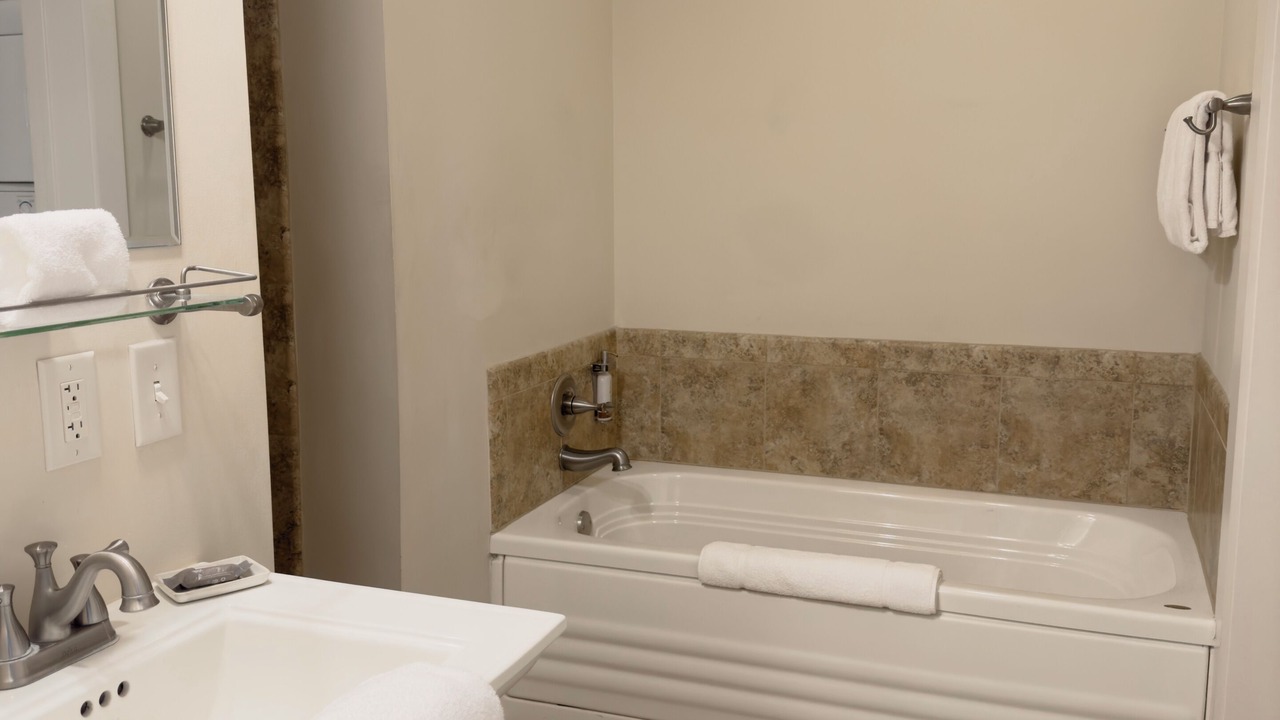 Photo of Bathroom in Saint Simons Island
