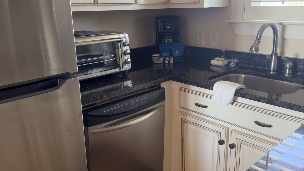 Photo of Kitchen in Saint Simons Island