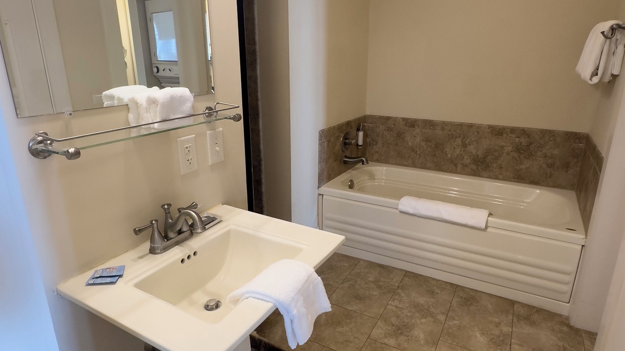 Photo of Bathroom in Saint Simons Island
