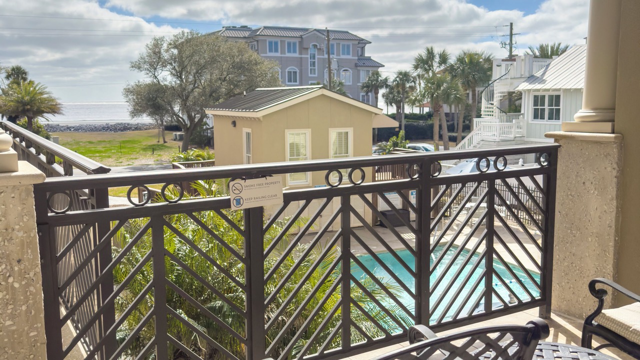 Photo of Patio Balcony in Saint Simons Island
