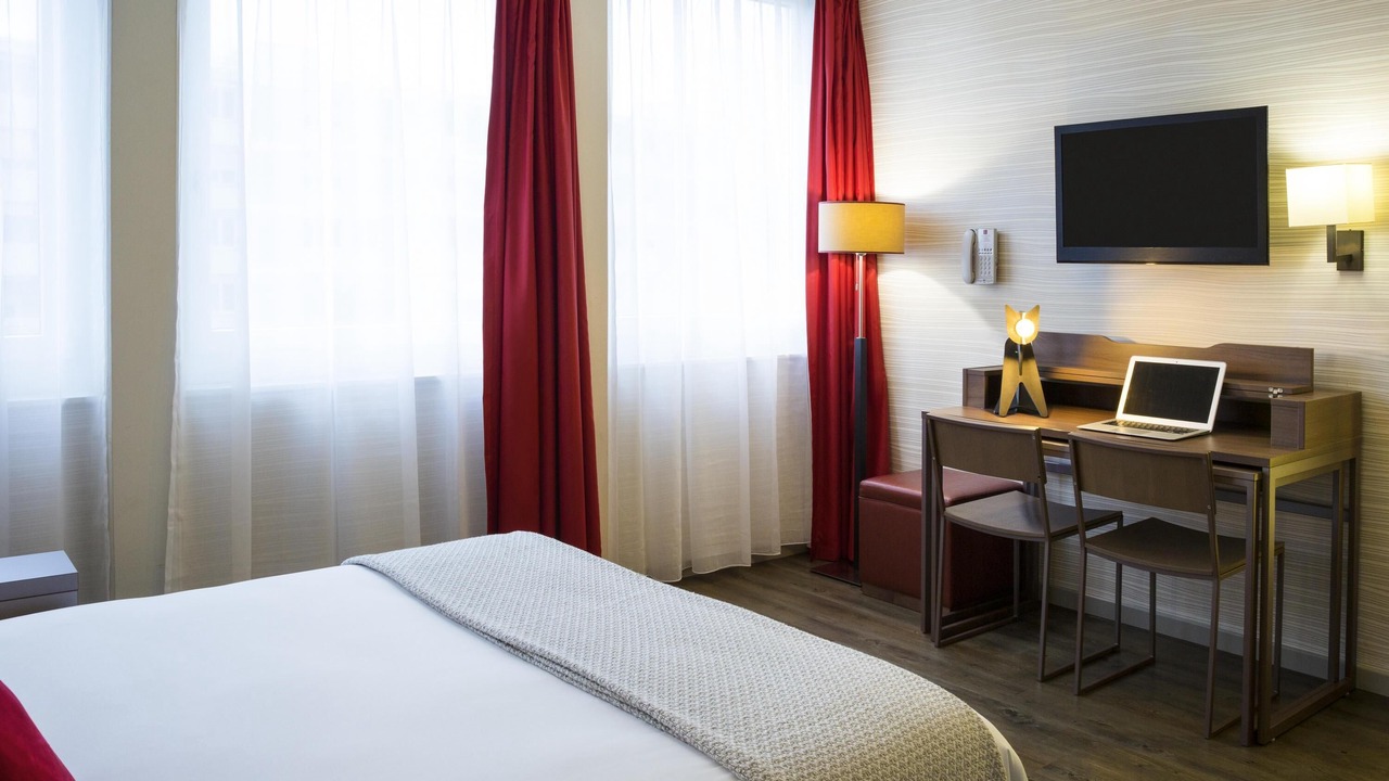 Photo of Bedroom in Basel City Centre