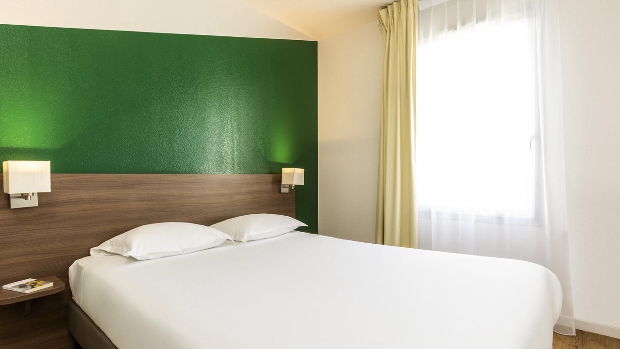 Photo of Bedroom in Carrieres-sous-Poissy
