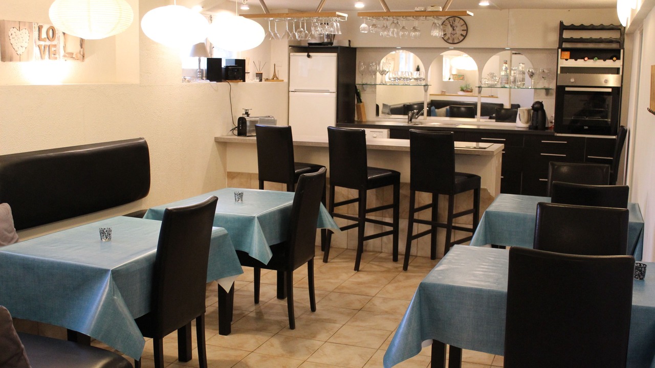 Photo of Others in Prado - Republique