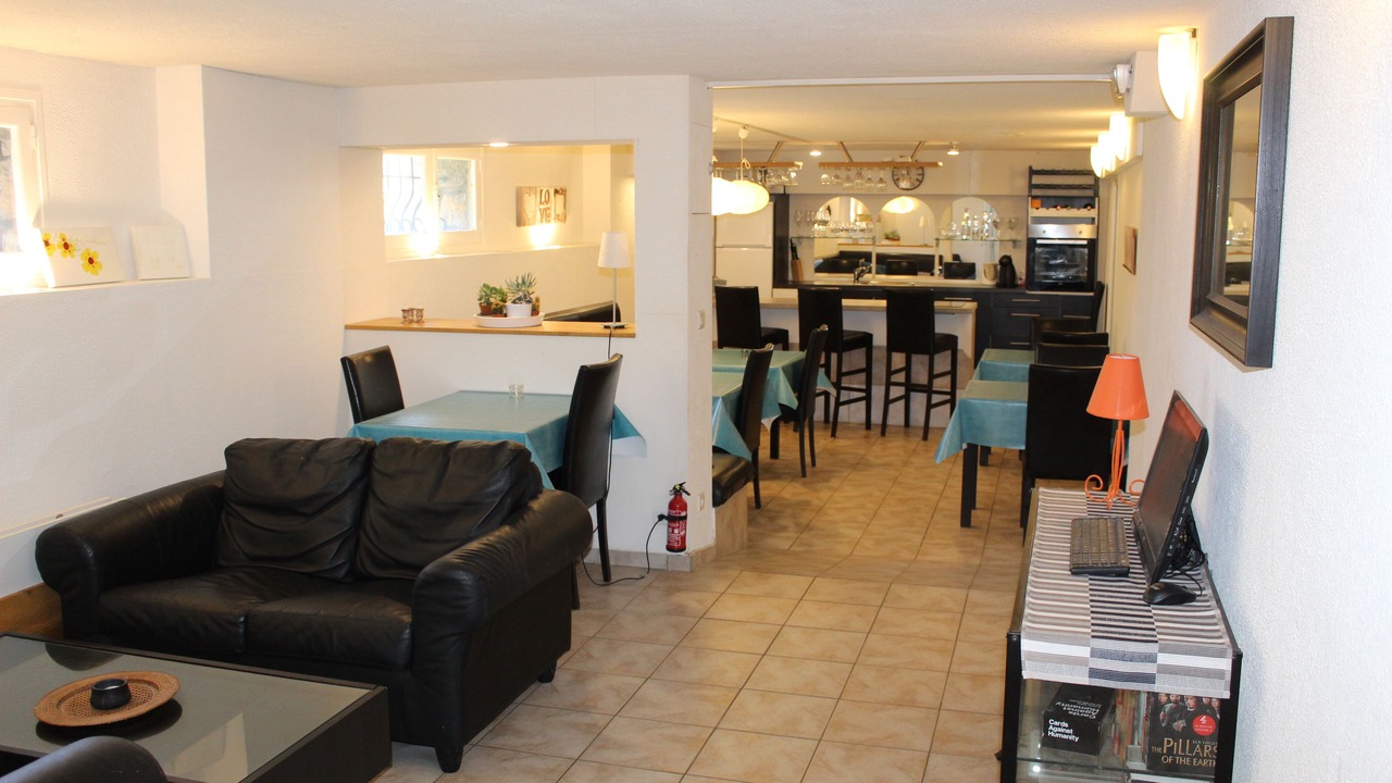 Photo of Others in Prado - Republique