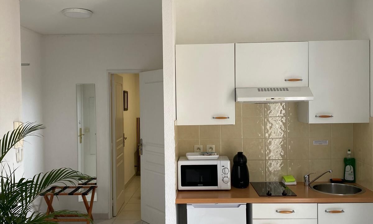 Photo of Kitchen in Prado - Republique