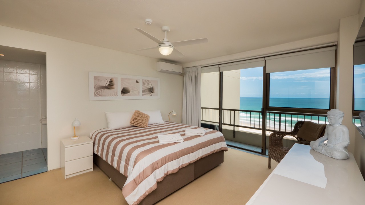 Photo of Bedroom in Main Beach