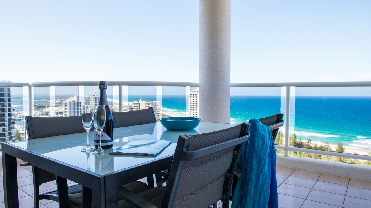 Photo of Patio Balcony in Main Beach