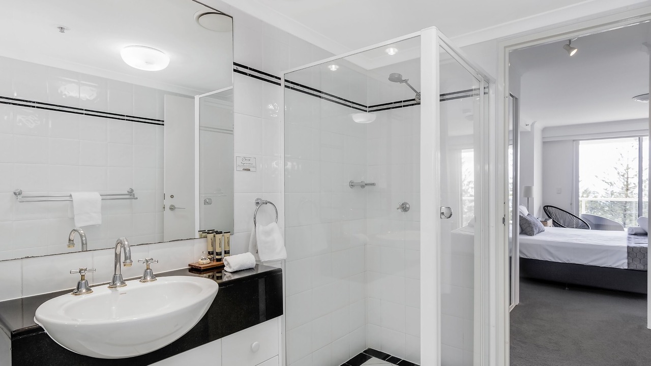 Photo of Bathroom in Main Beach