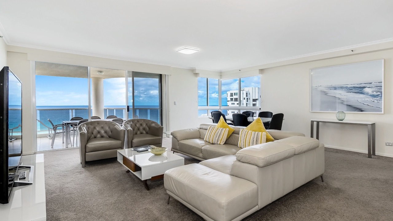 Photo of Livingroom in Main Beach