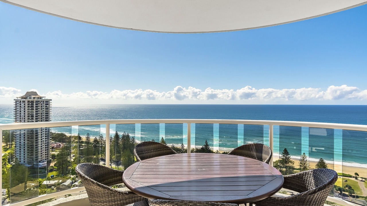 Photo of Patio Balcony in Main Beach