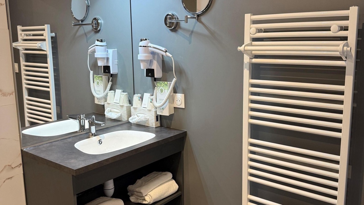 Photo of Bathroom in Honfleur