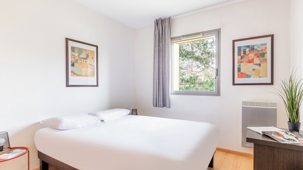 Photo of Bedroom in Carquefou