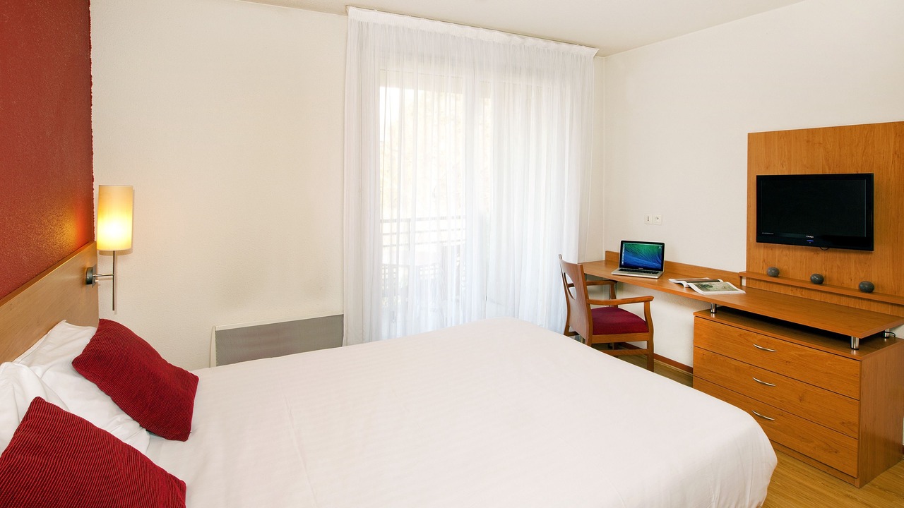 Photo of Bedroom in Saint-Genis-Pouilly