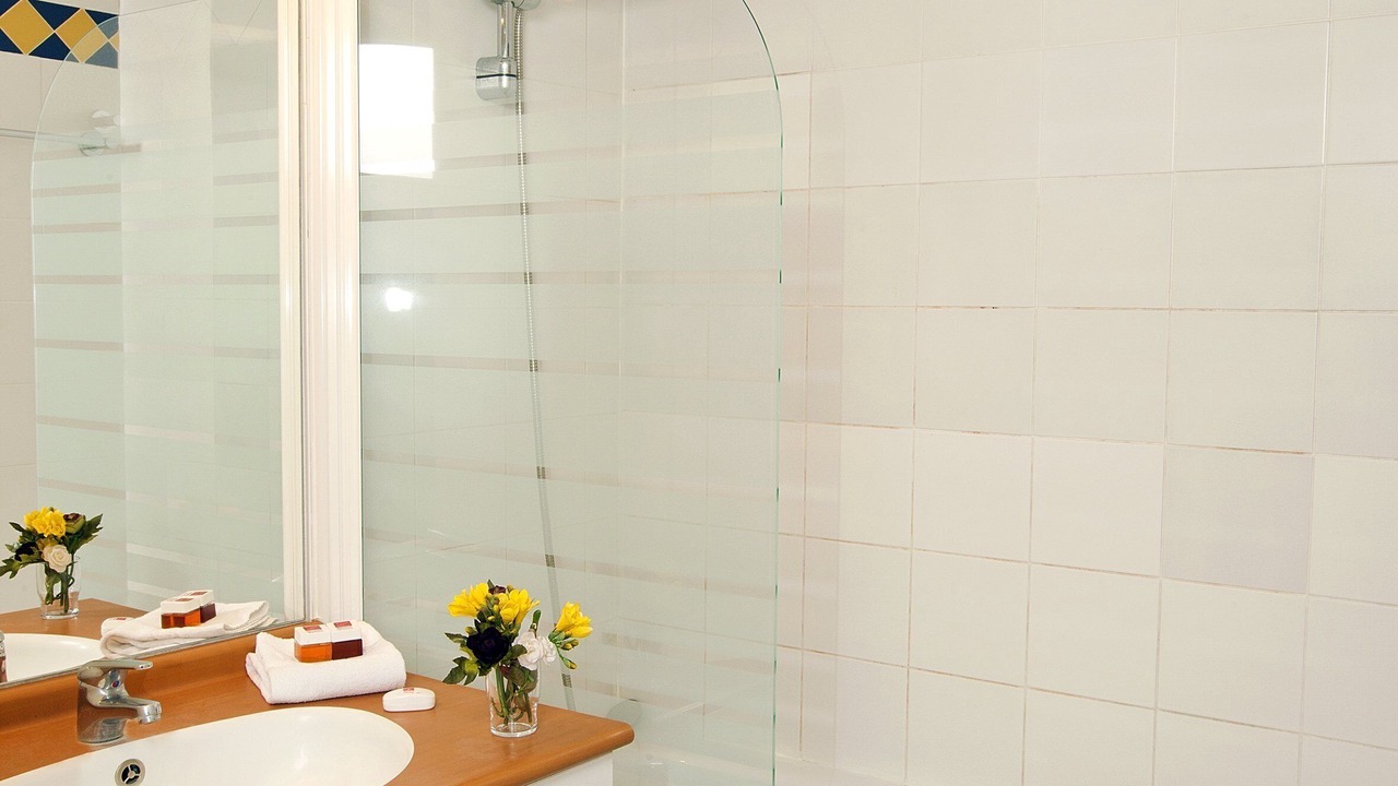 Photo of Bathroom in Saint-Genis-Pouilly