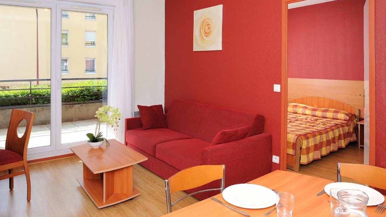 Photo of Bedroom in Saint-Genis-Pouilly