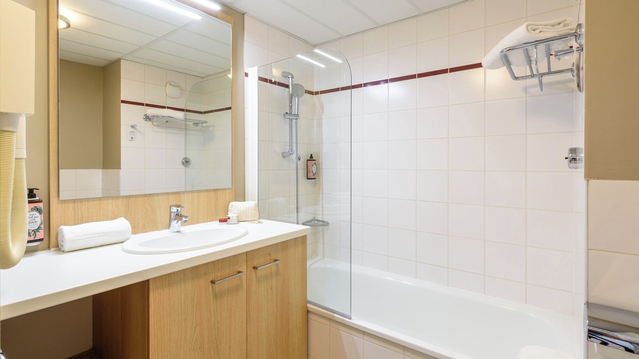 Photo of Bathroom in Fontaine-Bayonne-Cartoucherie
