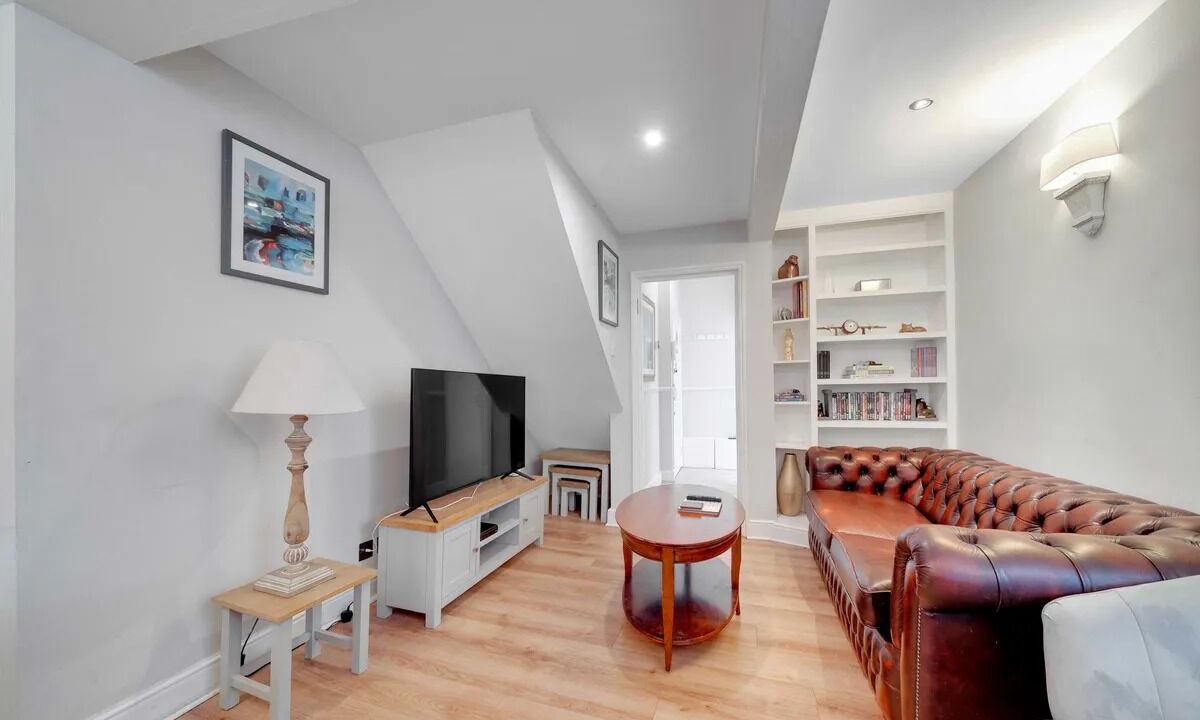 Photo of Livingroom in West Kensington