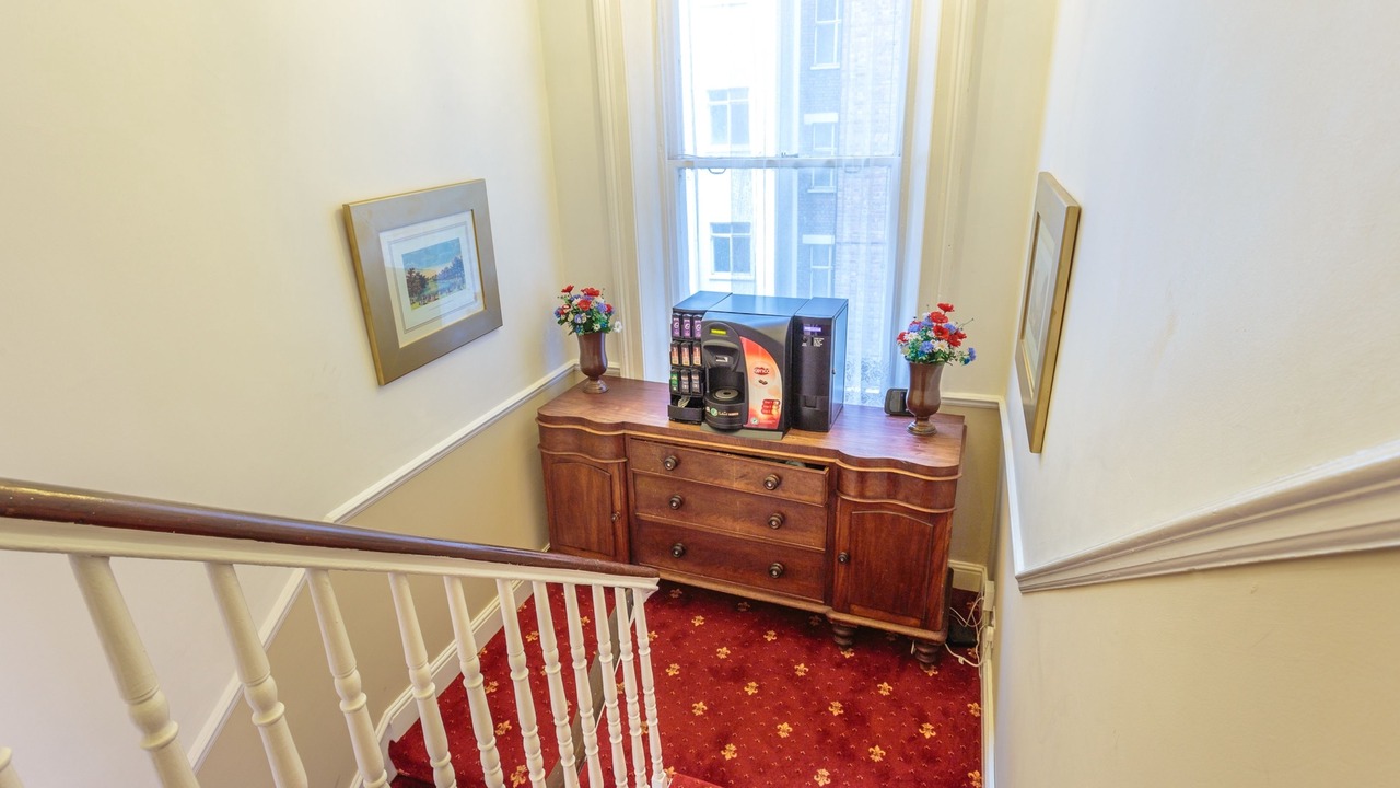 Photo of Others in West Kensington