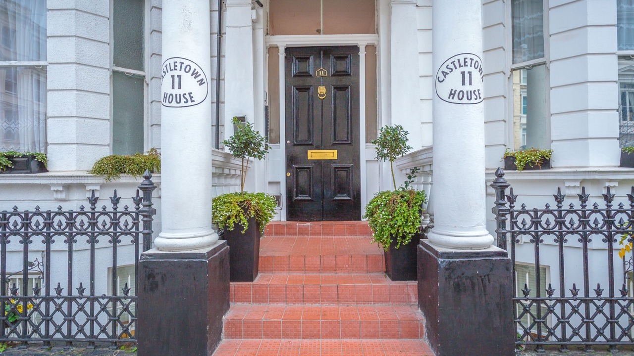 Photo of Outdoor in West Kensington