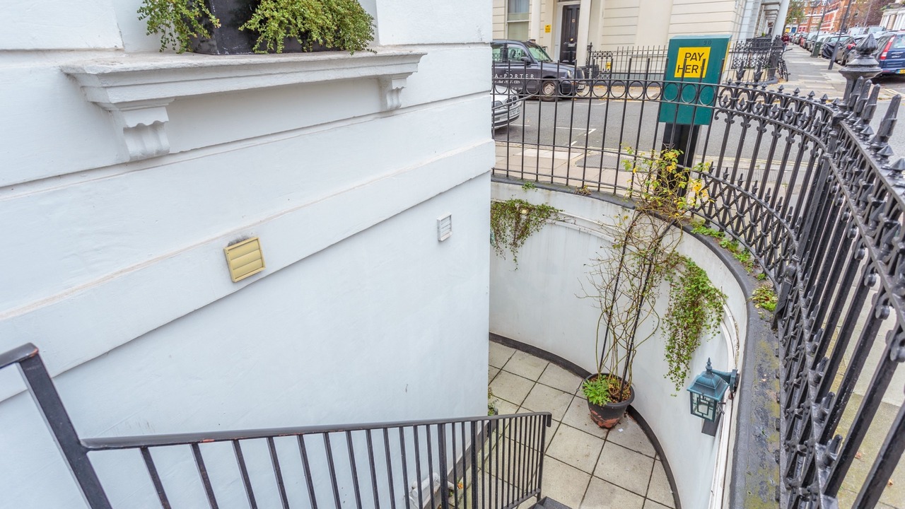 Photo of Outdoor in West Kensington