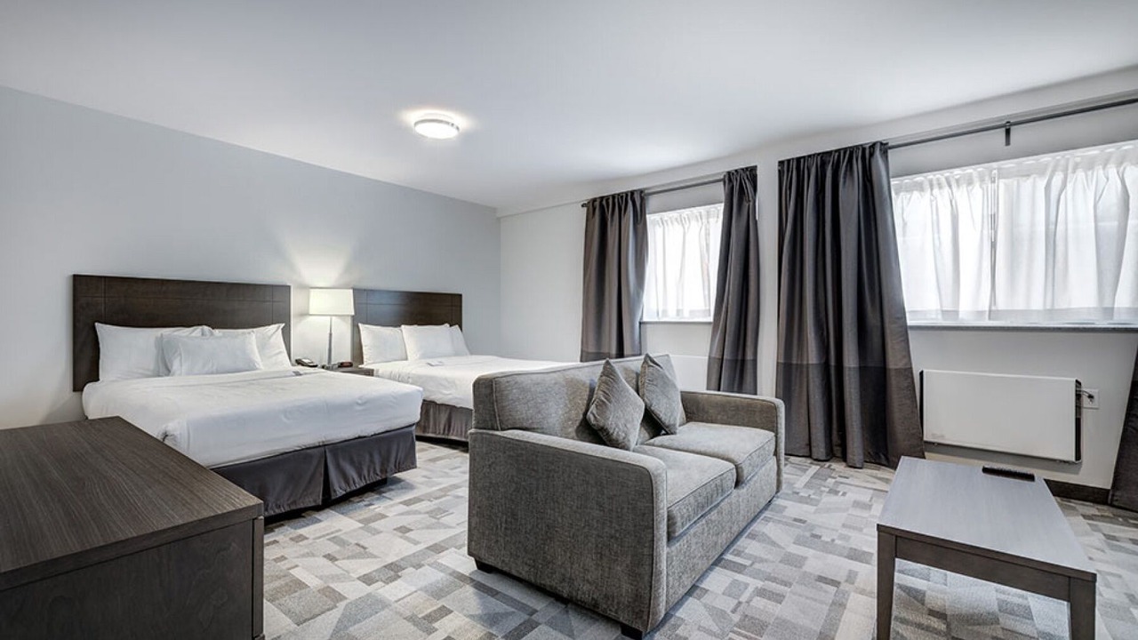 Photo of Bedroom in Cote-Des-Neiges—Notre-Dame-De-Grace