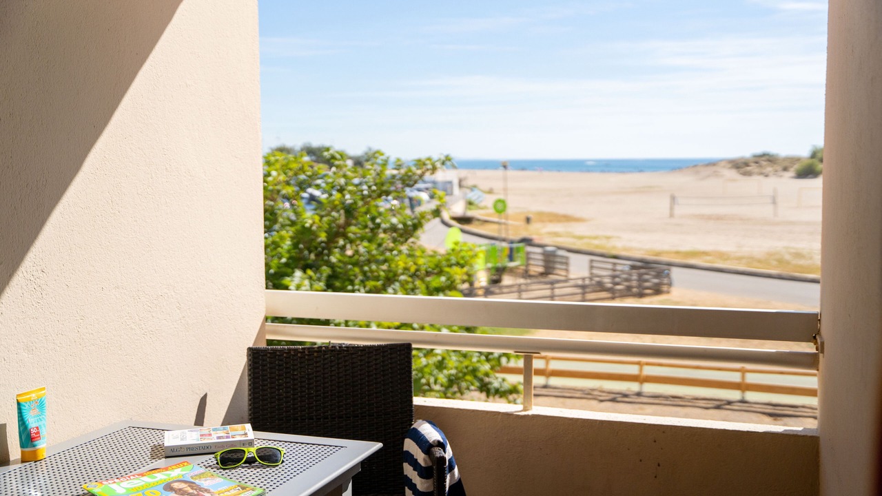 Photo of Patio Balcony in Saint-Pierre-la-Mer