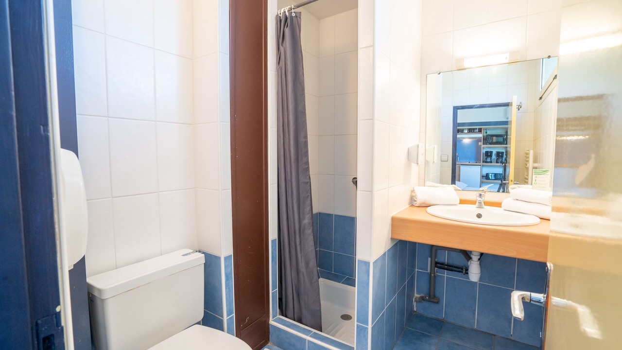 Photo of Bathroom in Saint-Pierre-la-Mer