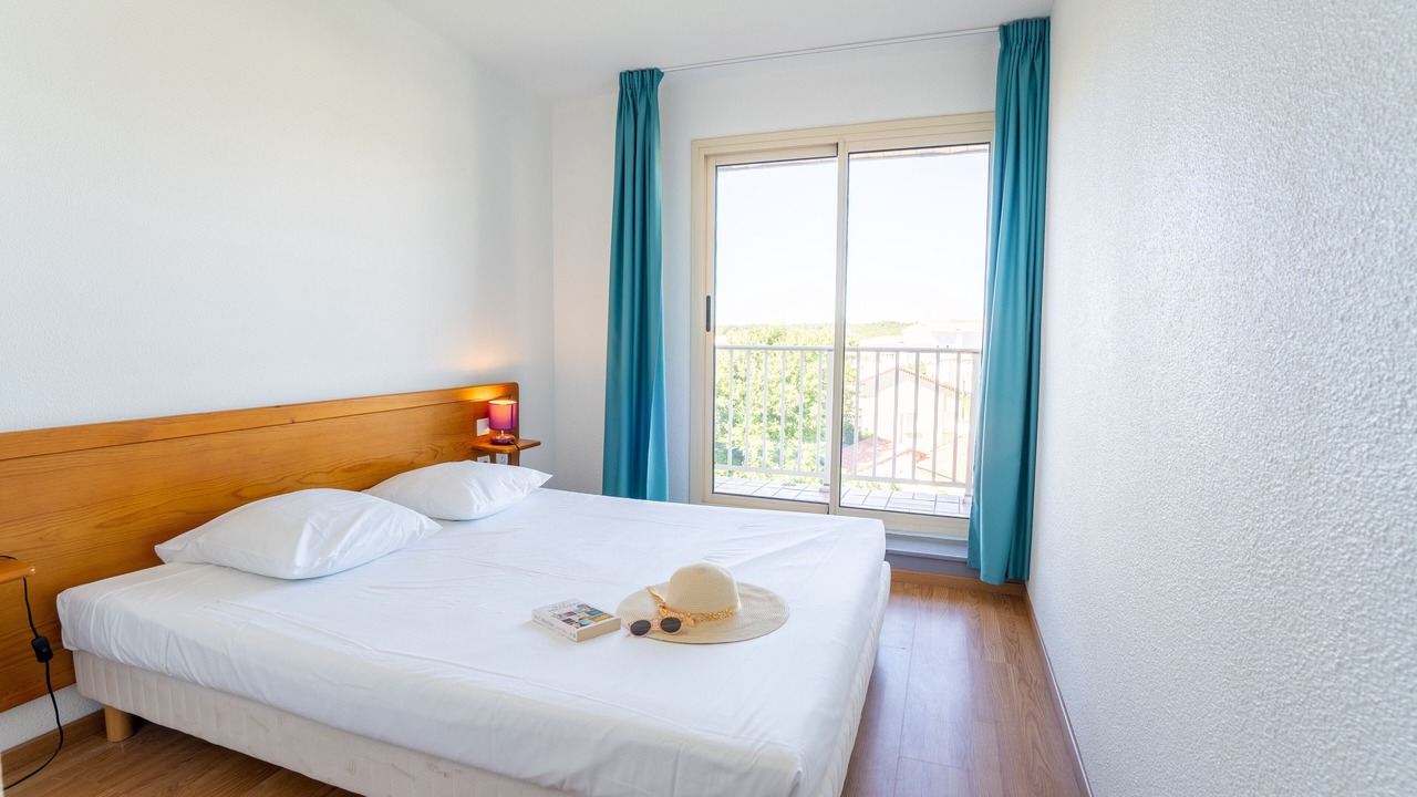 Photo of Bedroom in Saint-Pierre-la-Mer