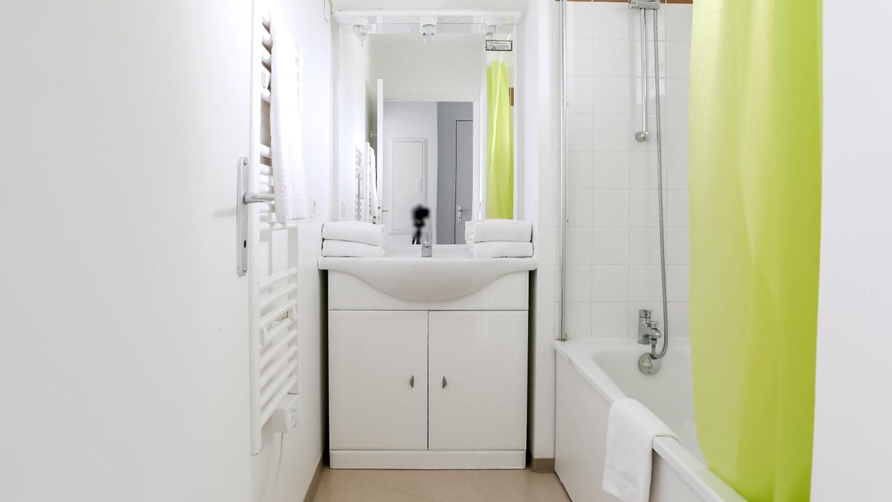 Photo of Bathroom in Equemauville